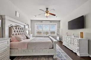 361 Lake Line Dr, Alvin, TX 77511 - Photo 12