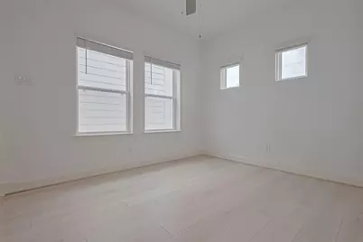 1609 Regents Court, Houston, TX 77055 - Photo 30