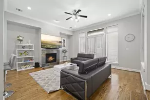 1205 Detering St, Houston, TX 77007 - Photo 4