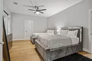 1205 Detering St, Houston, TX 77007 - Photo 18