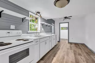 1381 Harrell Rd, Coldspring, TX 77331 - Photo 10