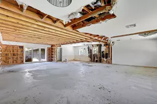 7915 S Braeswood Blvd, Houston, TX 77071 - Photo 4