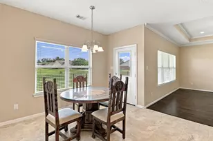 710 Buttercup Ct, Sealy, TX 77474 - Photo 16
