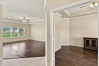 710 Buttercup Court, Sealy, TX 77474 - Photo 8