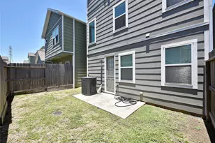 5502 Camaguey St, Houston, TX 77023 - Photo 30