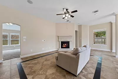 7011 Dewberry Shores Lane, Humble, TX 77396 - Photo 6