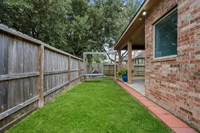 7011 Dewberry Shores Lane, Humble, TX 77396 - Photo 26