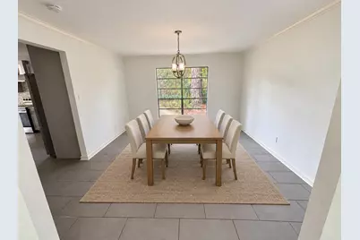5330 Lawn Arbor Drive, Houston, TX 77066 - Photo 10