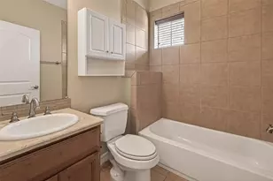2063 W 14th 1/2 St, Houston, TX 77008 - Photo 22