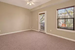 2063 W 14th 1/2 St, Houston, TX 77008 - Photo 18