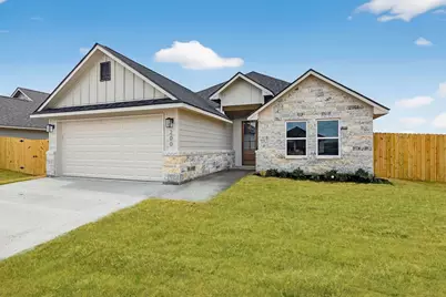 200 Orchard Cove, Snook, TX 77878 - Photo 2