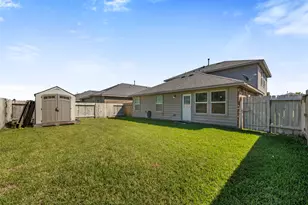 314 Gulf Winds Dr, Bacliff, TX 77518 - Photo 20
