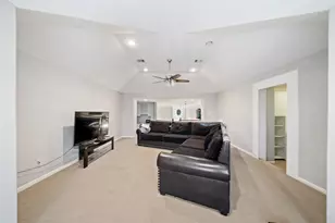 15619 Stone Gables Ln, Houston, TX 77044 - Photo 28