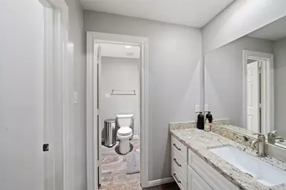 15619 Stone Gables Lane, Houston, TX 77044 - Photo 32