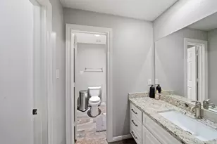 15619 Stone Gables Ln, Houston, TX 77044 - Photo 32