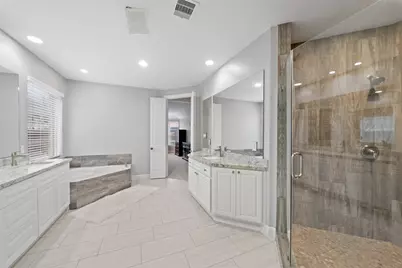 15619 Stone Gables Lane, Houston, TX 77044 - Photo 22