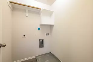 175 Spring Meadows Cir, Willis, TX 77378 - Photo 6