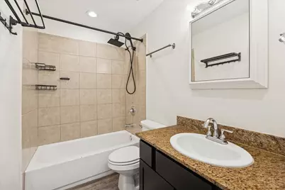 300 Pecore Street #17, Houston, TX 77009 - Photo 8
