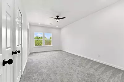 8726 Scott Street #B, Houston, TX 77051 - Photo 12