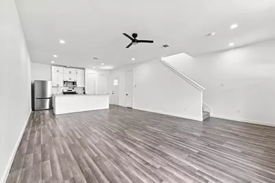 8726 Scott Street #B, Houston, TX 77051 - Photo 8