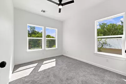8726 Scott Street #B, Houston, TX 77051 - Photo 16