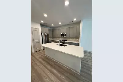 3636 W Dallas Street #359, Houston, TX 77019 - Photo 4