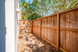 2100 Tanglewilde St, Houston, TX 77063 - Photo 30