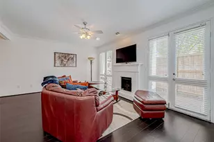 2100 Tanglewilde St, Houston, TX 77063 - Photo 8