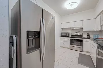 2100 Tanglewilde Street #189, Houston, TX 77063 - Photo 14