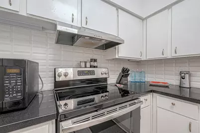 2100 Tanglewilde Street #189, Houston, TX 77063 - Photo 16