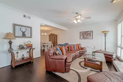 2100 Tanglewilde Street #189, Houston, TX 77063 - Photo 8