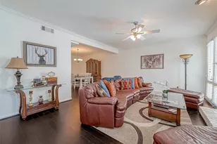 2100 Tanglewilde St, Houston, TX 77063 - Photo 8