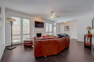 2100 Tanglewilde St, Houston, TX 77063 - Photo 10