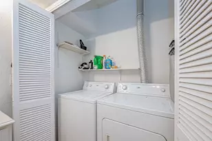 2100 Tanglewilde St, Houston, TX 77063 - Photo 26