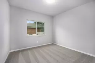 221 Inwood Dr, West Columbia, TX 77486 - Photo 18