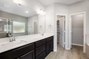 221 Inwood Dr, West Columbia, TX 77486 - Photo 12