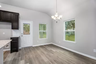 221 Inwood Drive, West Columbia, TX 77486 - Photo 8