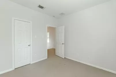 130 W Montfair Boulevard, The Woodlands, TX 77382 - Photo 20