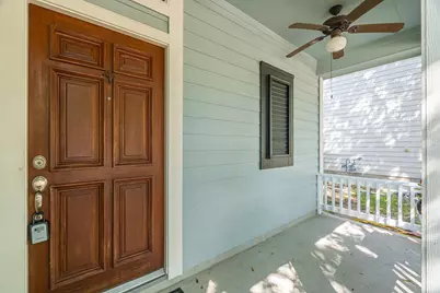 130 W Montfair Boulevard, The Woodlands, TX 77382 - Photo 4