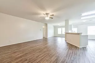 19822 River Breeze Dr, Tomball, TX 77375 - Photo 6