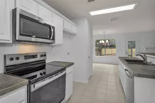 191 Blushwood Pl, The Woodlands, TX 77382 - Photo 4