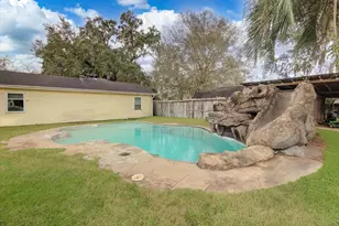 17620 County Rd 945, Brazoria, TX 77422 - Photo 24