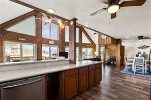 518 Paradise Dr, Tiki Island, TX 77554 - Photo 30