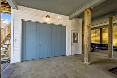 518 Paradise Drive, Tiki Island, TX 77554 - Photo 8