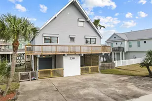 518 Paradise Dr, Tiki Island, TX 77554 - Photo 48