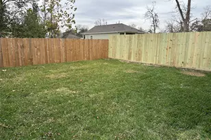 1086 Marjorie St, Houston, TX 77088 - Photo 8
