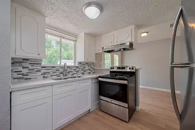 206 Beaver Bend Road, Houston, TX 77037 - Photo 2