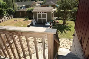 2015 Sierra St, Kemah, TX 77565 - Photo 40