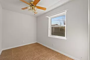 2015 Sierra St, Kemah, TX 77565 - Photo 14