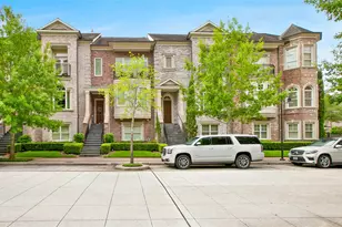 4 Waterway Ct, The Woodlands, TX 77380 - Photo 2